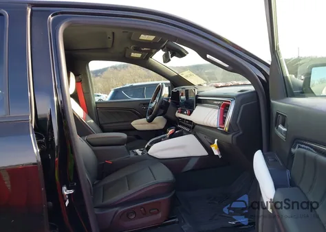 2023 GMC Canyon z USA, uszkodzony, nr VIN 1GTP6EEK2P1266127